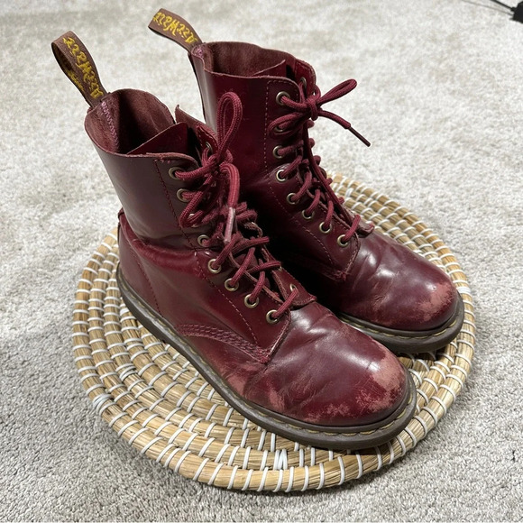 Dr. Martens Women’s Pascal Cherry Shiraz Buttero Leather 8-Eye Boots Size 6 - Picture 1 of 16